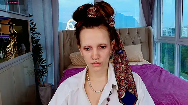 Peggy Ross online show from March 12, 8:00 pm