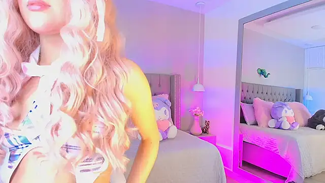 angelina honey  online show from May 16, 4:15 am
