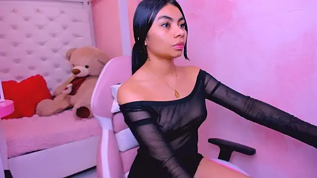 eimmy  skinny online show from April 1, 11:13 pm