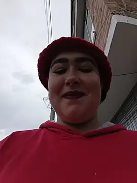 Freckless  online show from April 24, 5:49 pm