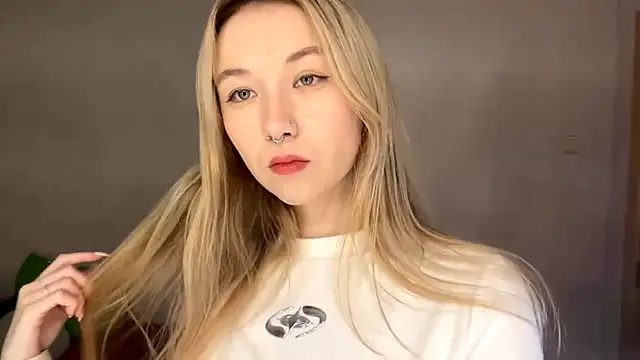 PinkTraible online show from March 13, 12:28 pm