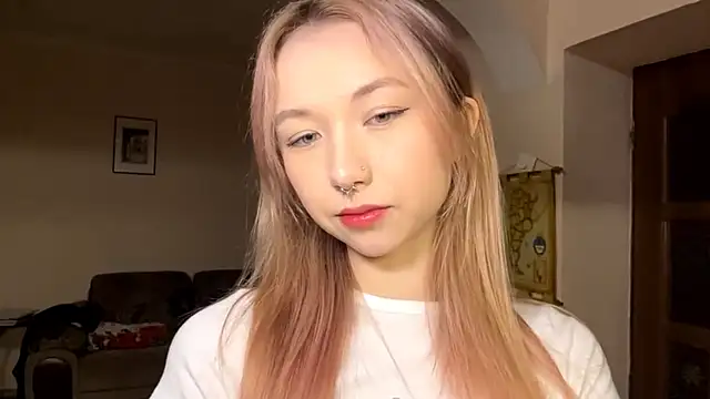 PinkTraible online show from March 26, 11:12 am