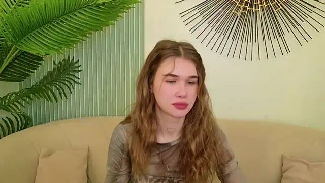 Hana Watt online show from April 3, 10:57 am