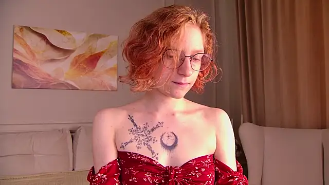 RubyGibbs  online show from May 24, 6:23 am