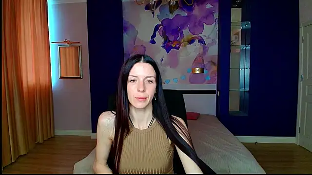 NoirDiva online show from May 12, 11:28 am