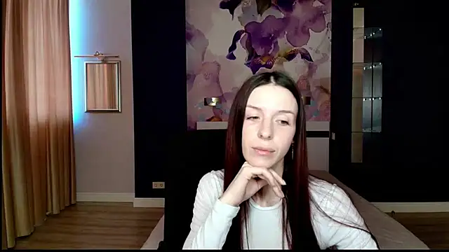 NoirDiva online show from March 2, 7:15 am