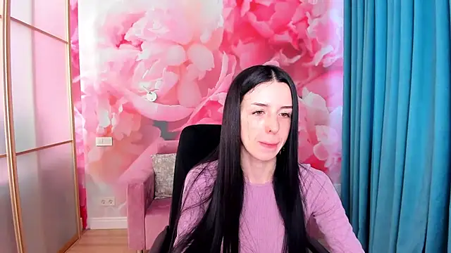 NoirDiva online show from March 25, 6:38 am