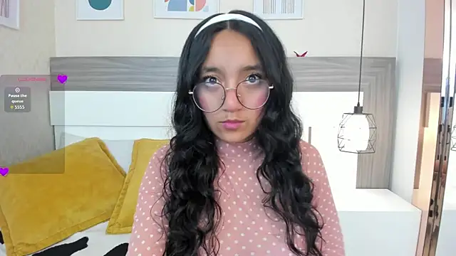 Emilyblussh online show from March 27, 7:58 pm