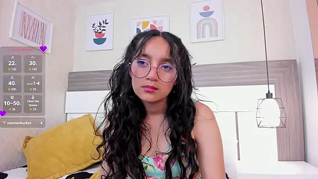 Emilyblussh online show from March 19, 7:29 pm