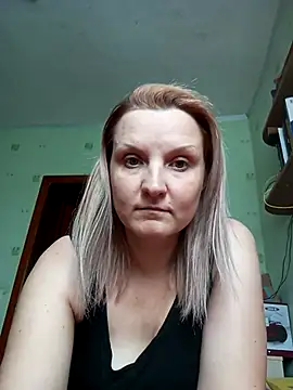 SusanGold9211 online show from March 21, 9:58 am