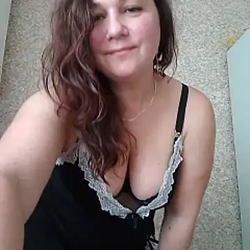 Susan8421 online show from May 20, 8:22 am