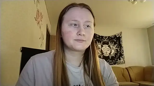 AnikaLipps online show from May 17, 4:50 pm