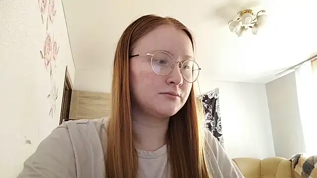 AnikaLipps online show from May 24, 3:00 pm