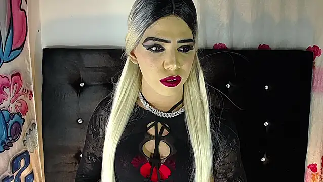 Kristal Queen01 online show from May 22, 5:49 am