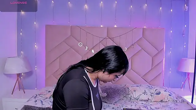 NaeniaDemon  online show from April 1, 3:40 am