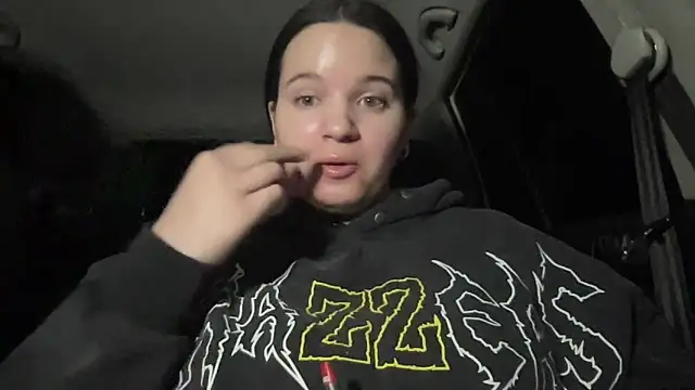 SoyOceanne online show from April 8, 2:57 am