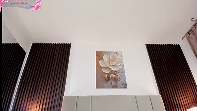  MiLa Dyva online show from May 16, 4:17 pm