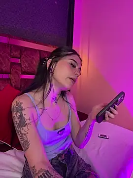 Veronicaa lodge1 online show from April 9, 3:42 am