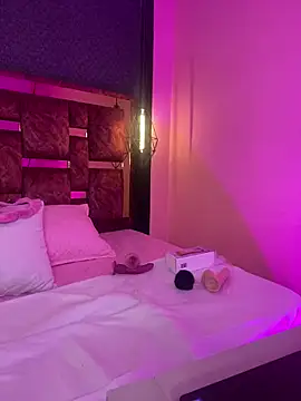 Veronicaa lodge1 online show from April 1, 3:51 am