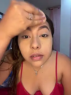 Emiily joee  online show from May 17, 1:27 am