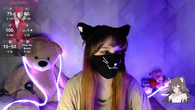 llonaMask online show from March 25, 6:33 pm