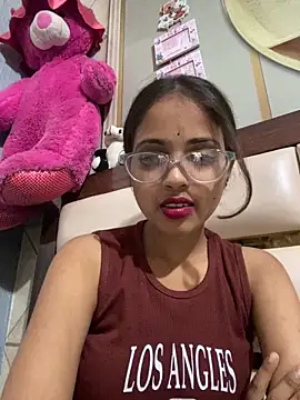 samayra1144 online show from May 12, 5:30 pm