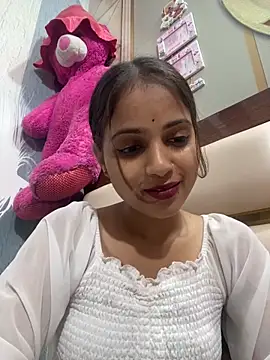 samayra1144 online show from May 15, 7:49 pm