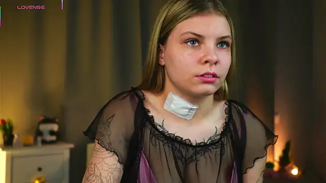 ZofiaPantano online show from April 8, 2:19 pm