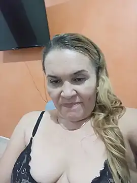 charlotte milf30 online show from May 20, 1:57 am