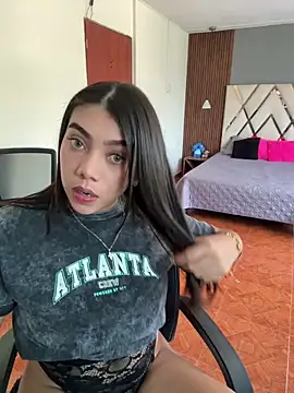 Luna rousse26 online show from March 19, 12:53 pm