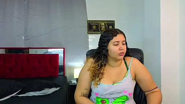 goodgirlxxl online show from May 12, 1:03 am