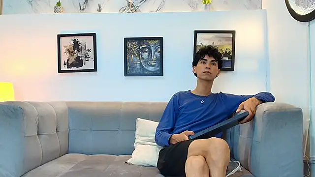 BOYS PLAY online show from May 14, 1:33 am