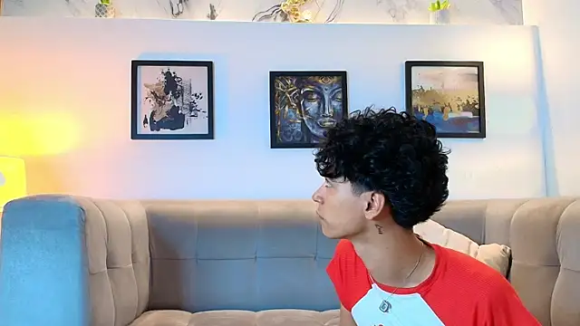 BOYS PLAY online show from May 21, 1:58 am
