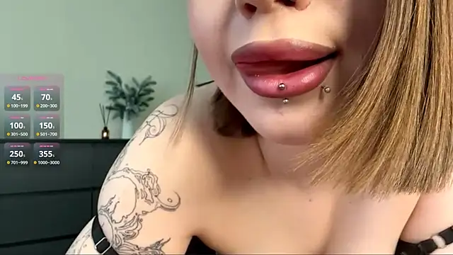 PledHoly online show from April 1, 1:41 pm