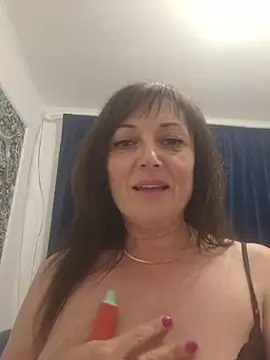 SaraGina online show from April 12, 8:11 pm