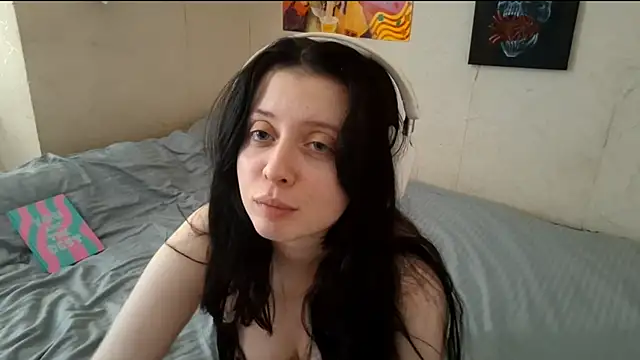 MindyMinty online show from March 3, 7:25 am