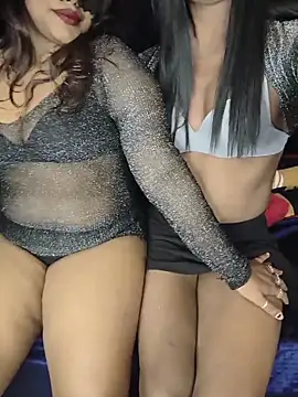 TRANSY WITH GIRL online show from May 29, 11:46 pm