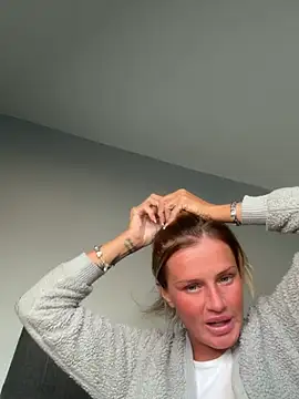 jadey19x online show from April 21, 4:47 pm