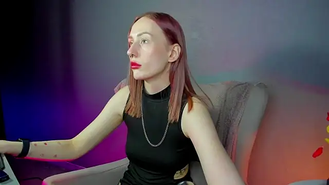 A Alise online show from March 31, 11:43 am