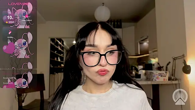 alicelanei online show from May 19, 7:43 pm