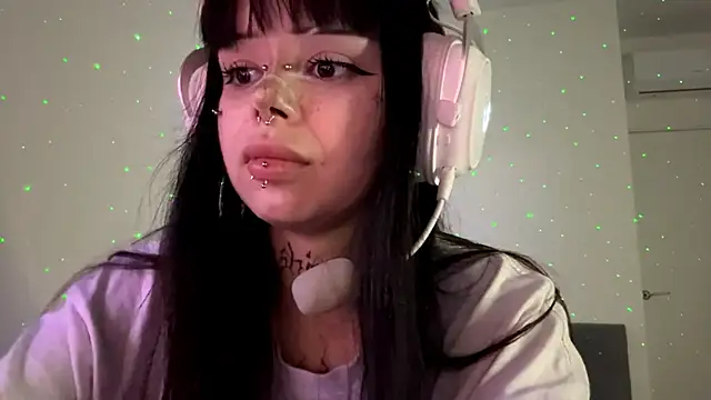 Luna Sohotti online show from March 29, 4:50 pm