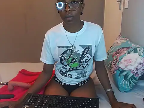 ChocoSlenderXXX online show from February 26, 6:18 pm