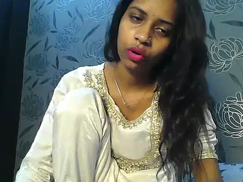 Rani1993 online show from March 12, 8:22 pm