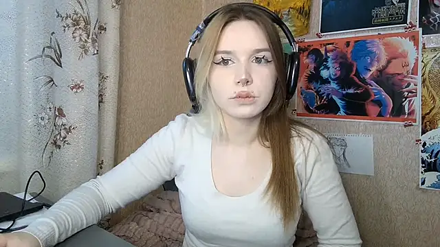 MilaTyan online show from May 3, 3:04 pm