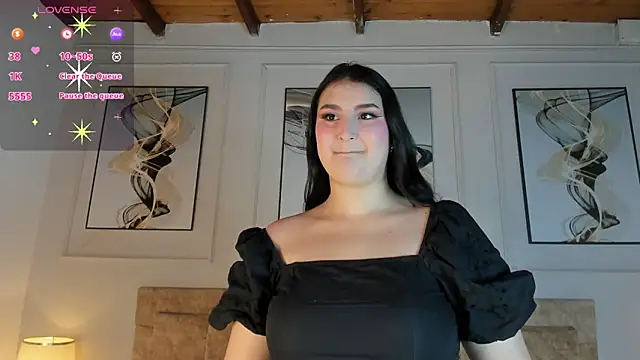 zoe moon   online show from May 18, 2:34 pm