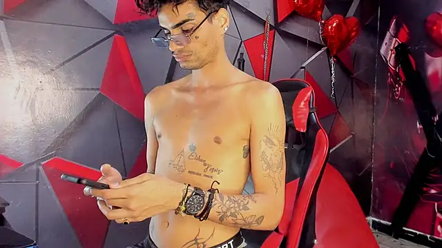 Gay Red Room online show from March 1, 3:28 am