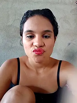 Little-Pussy19 online show from May 6, 7:18 pm