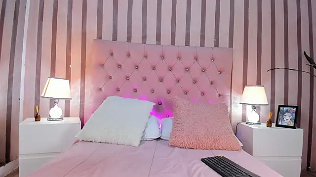 Iris Jenner1 online show from March 25, 2:09 pm