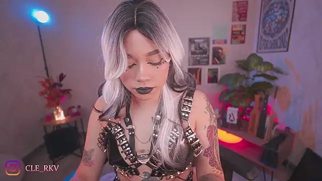 violette clerk1  online show from March 16, 7:40 pm