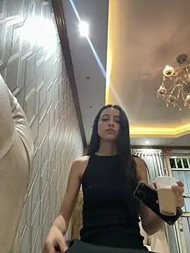 violetta cutest  online show from March 31, 11:10 am